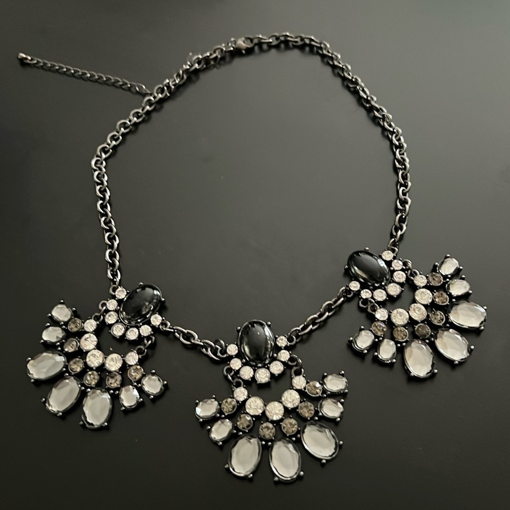 Torrid sparkly statement necklace